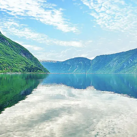 3 Bedroom In Voringsfoss *